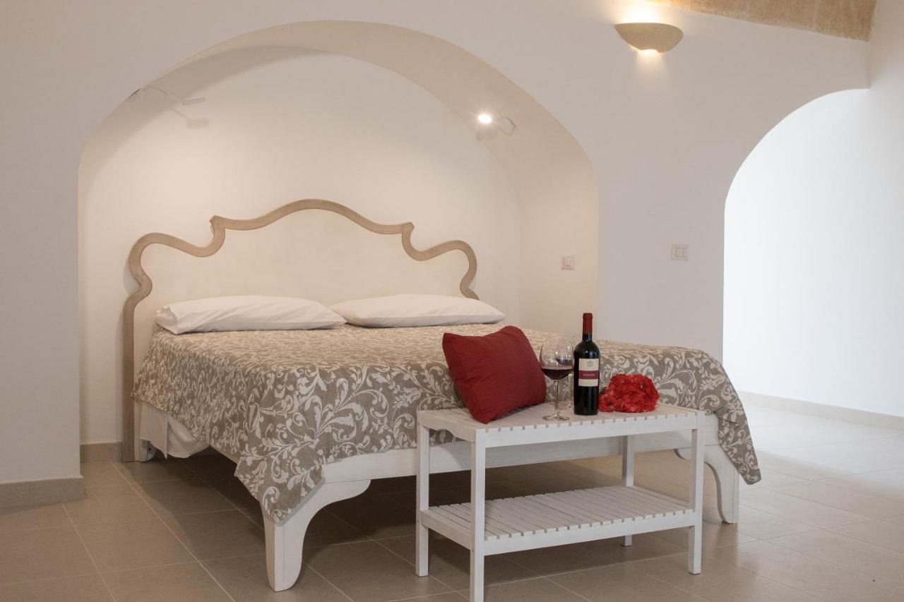 Bed and Breakfast Ych-Le Grotte Di Sileno Castellaneta Exterior foto